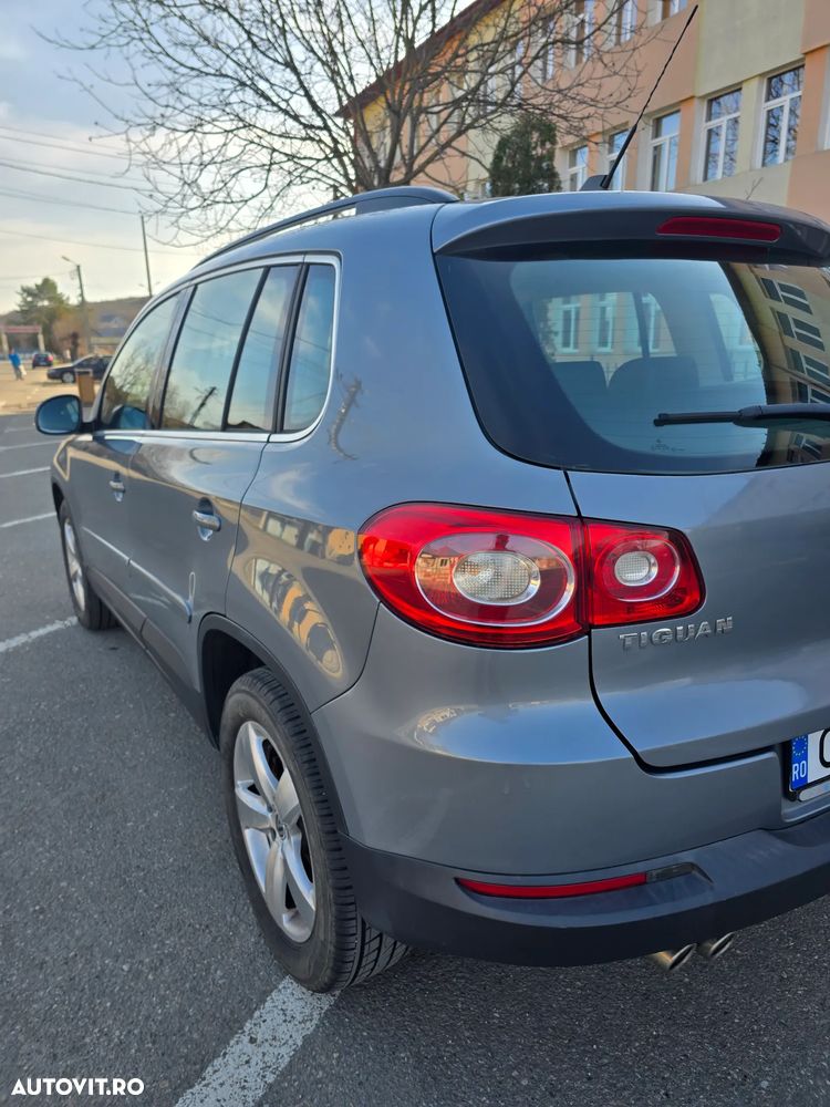 Volkswagen Tiguan 2.0 TDI DPF 4Motion Track&Field - 4