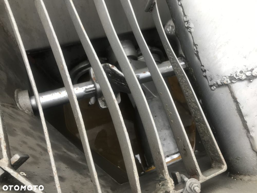 Volvo - 6
