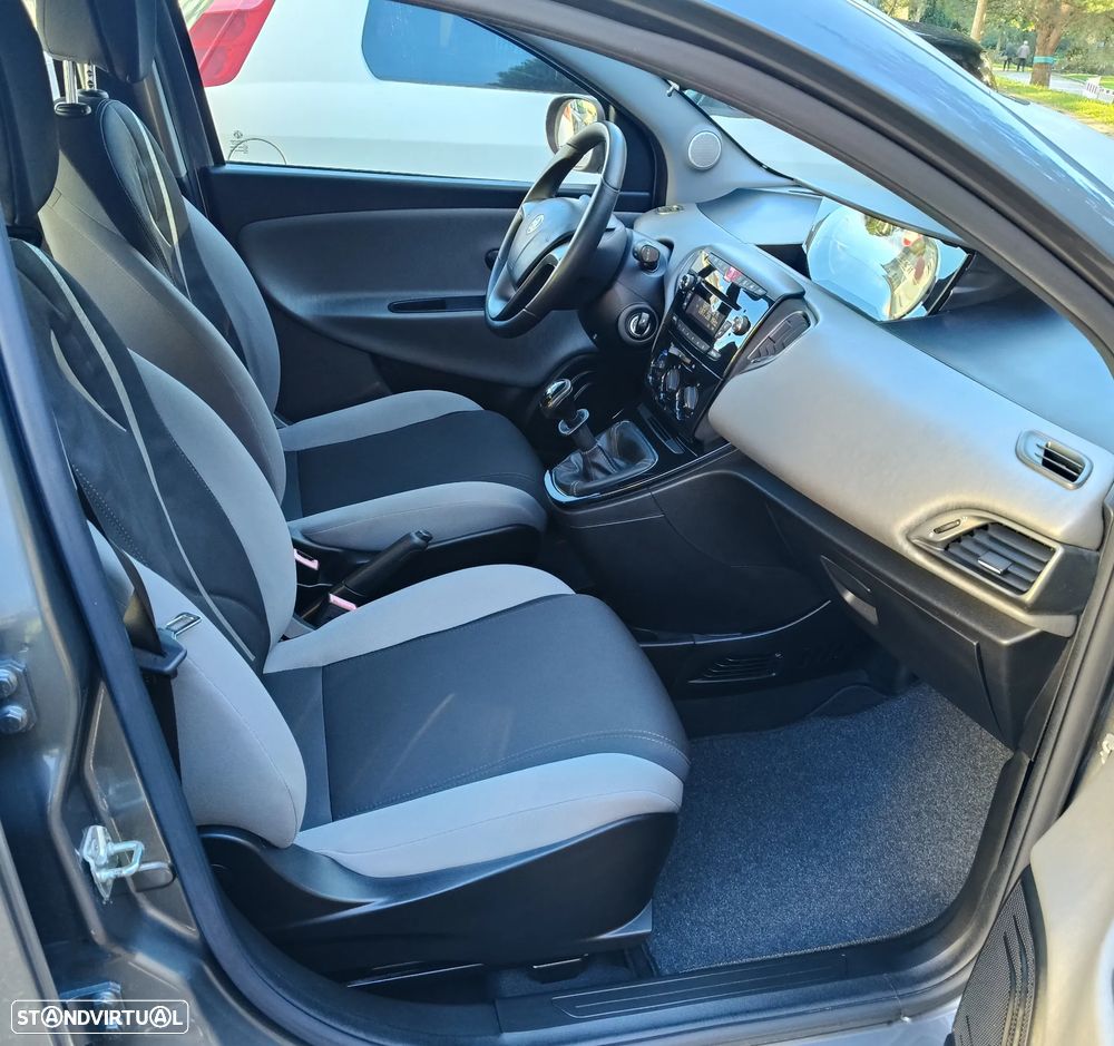 Lancia Ypsilon 1.2 S&S Platinum - 13