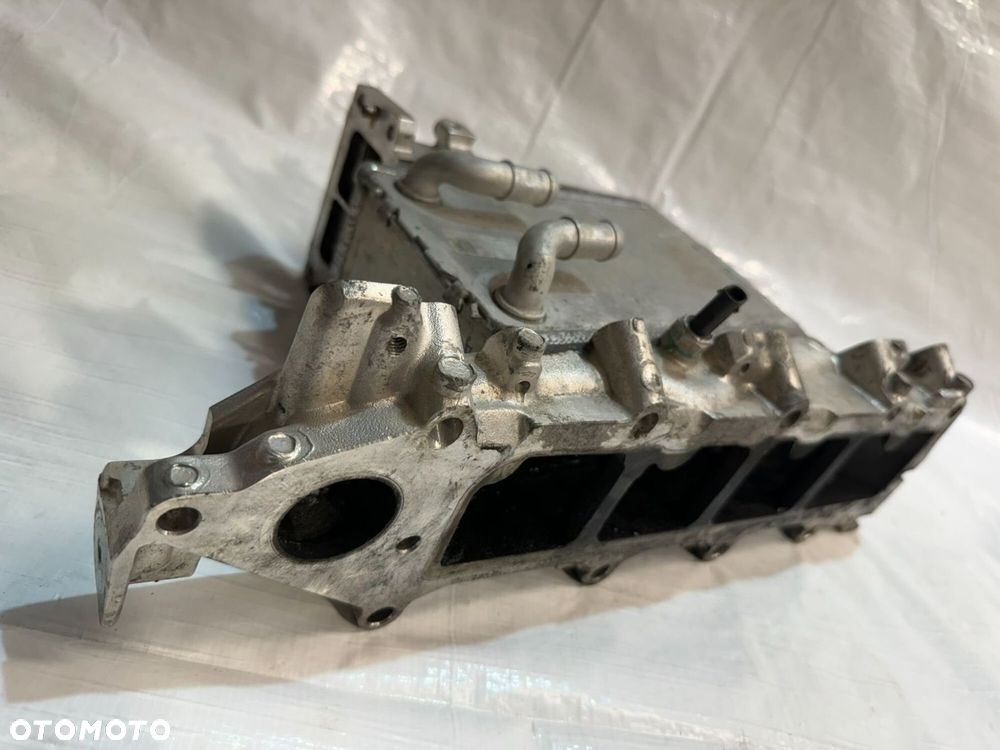 Kolektor ssący 04L129766AB VW GOLF VII 1,6 TDI M157812G - 3