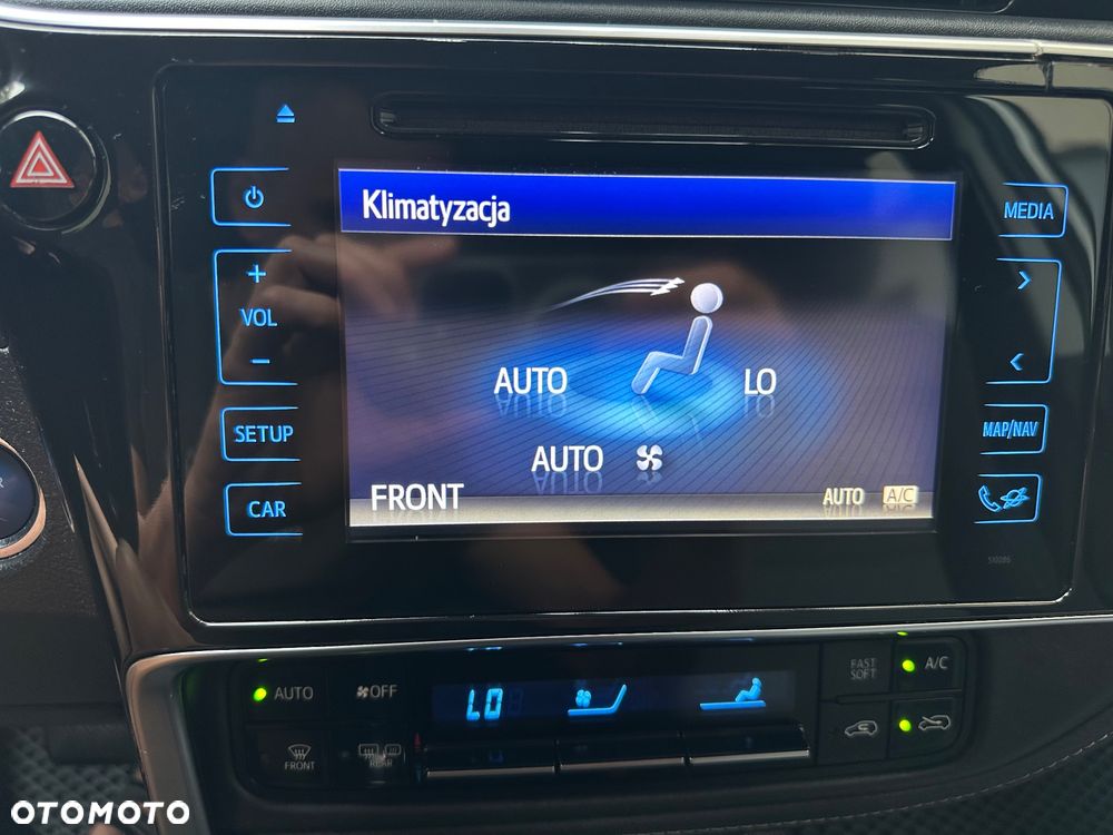 Toyota Auris - 23