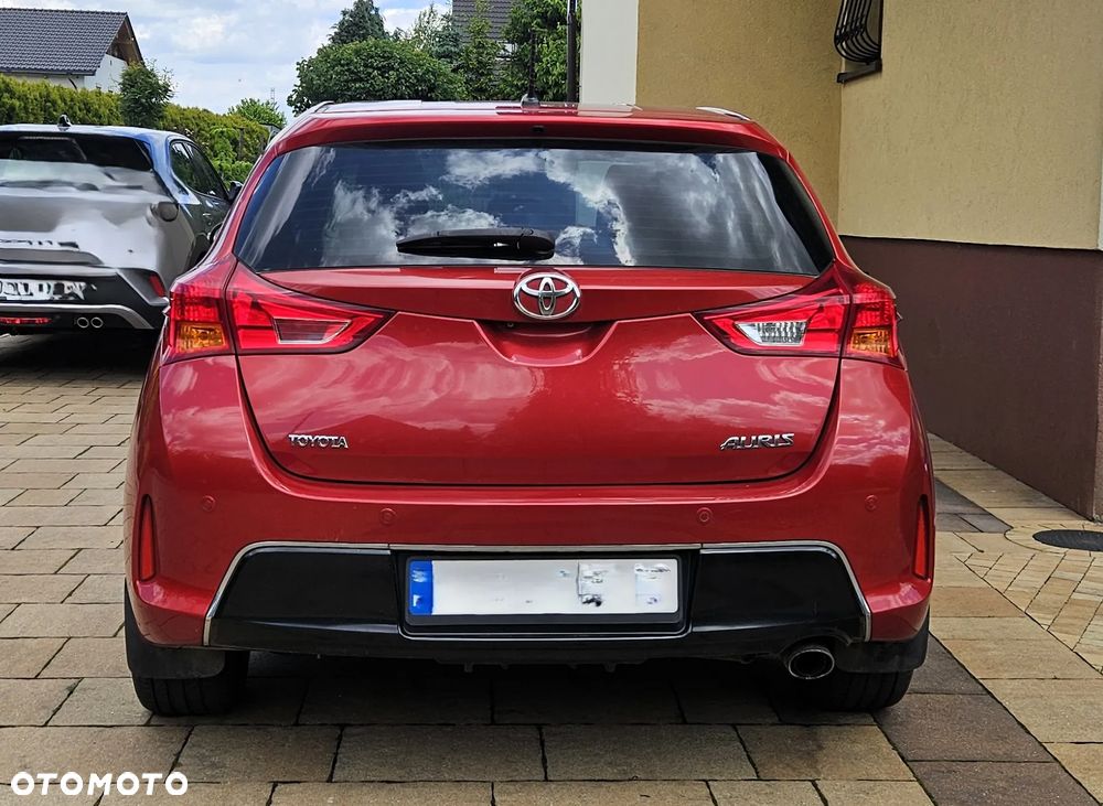 Toyota Auris 1.6 Premium - 4