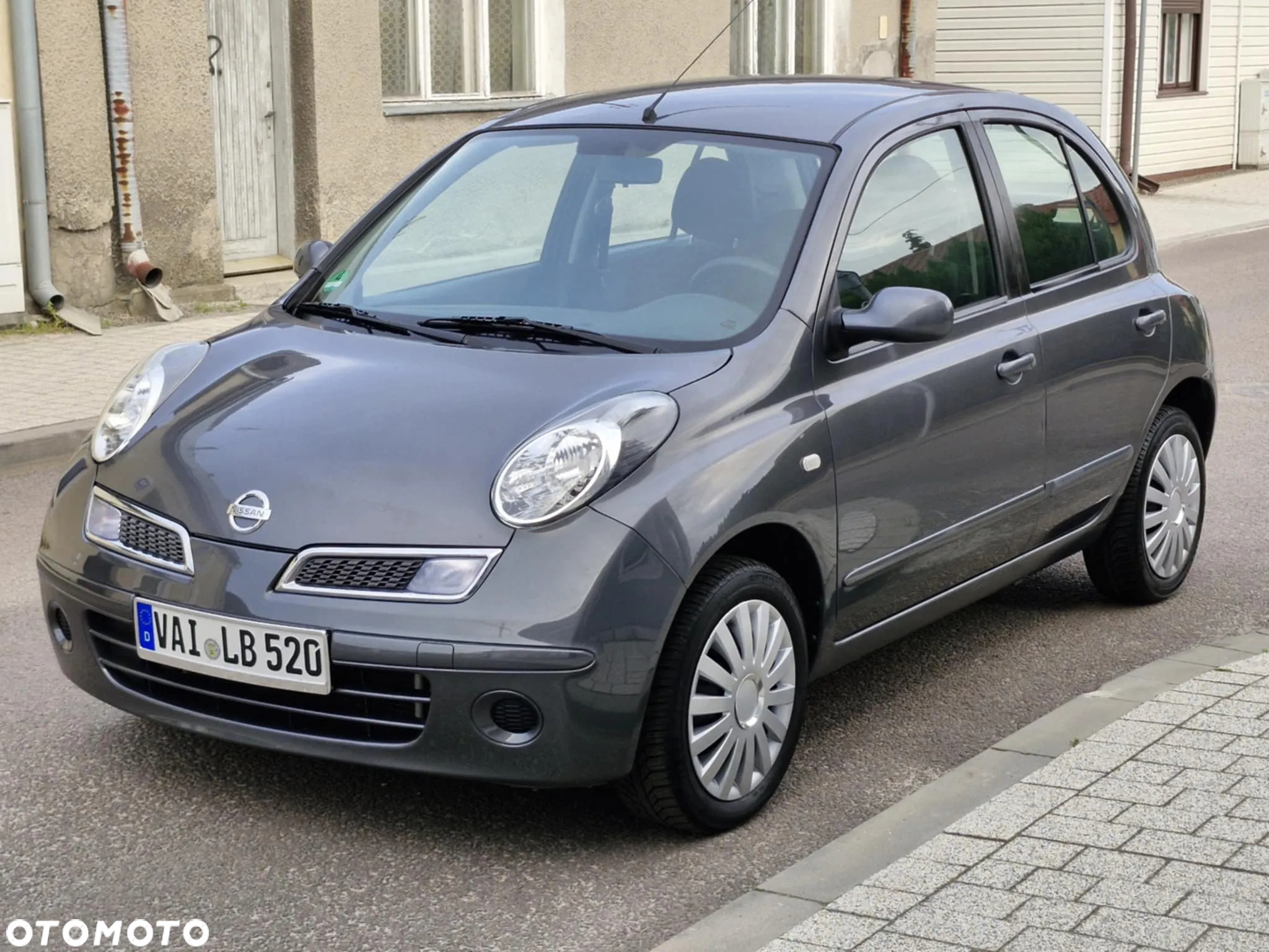 Nissan Micra 1.4 Tekna - 2