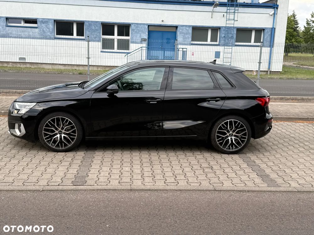 Audi A3 Sportback - 3