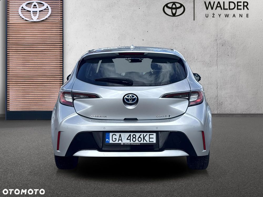 Toyota Corolla - 4