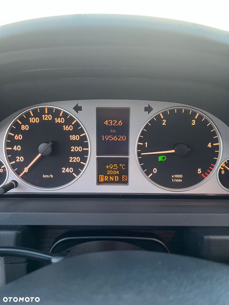 Mercedes-Benz Klasa B 180 CDI Autotronic - 14