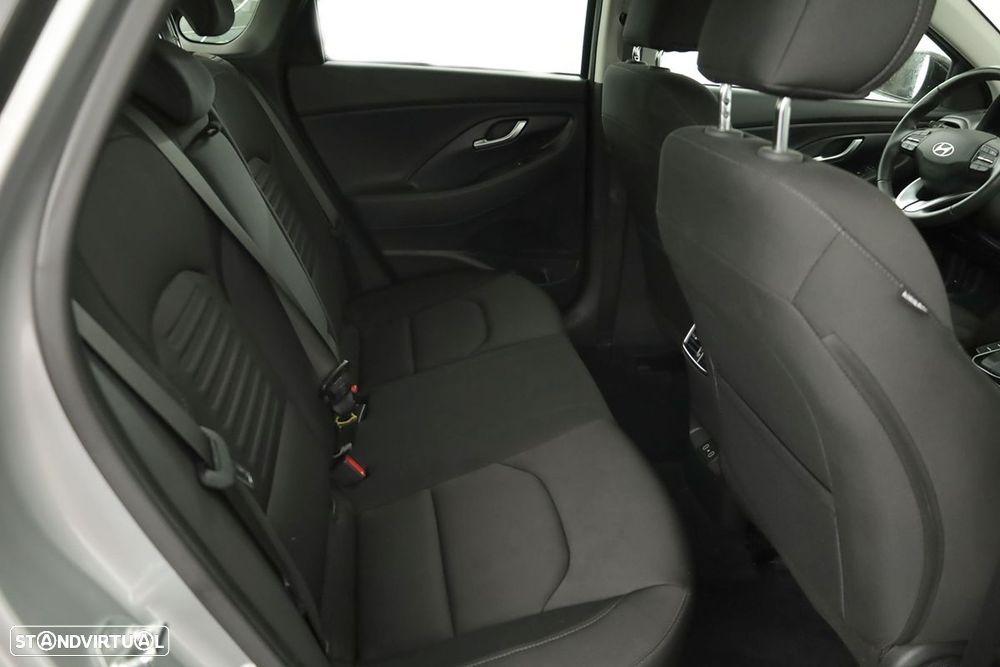 Hyundai i30 1.0 T-GDI Style Plus DCT - 22