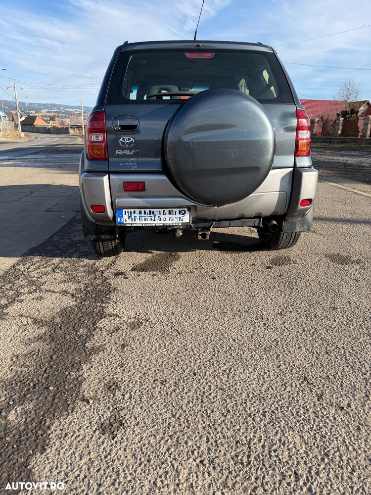 Toyota RAV4 D-4D 4x4 - 5