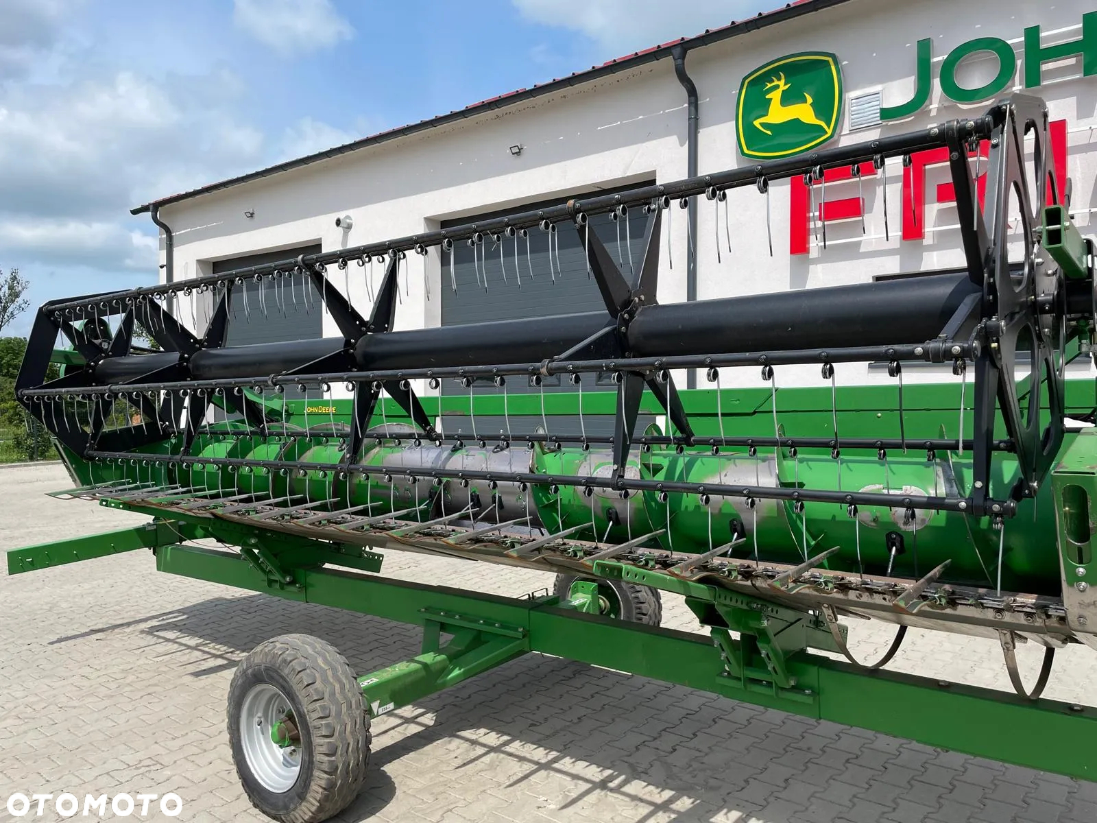 John Deere W540 - 16