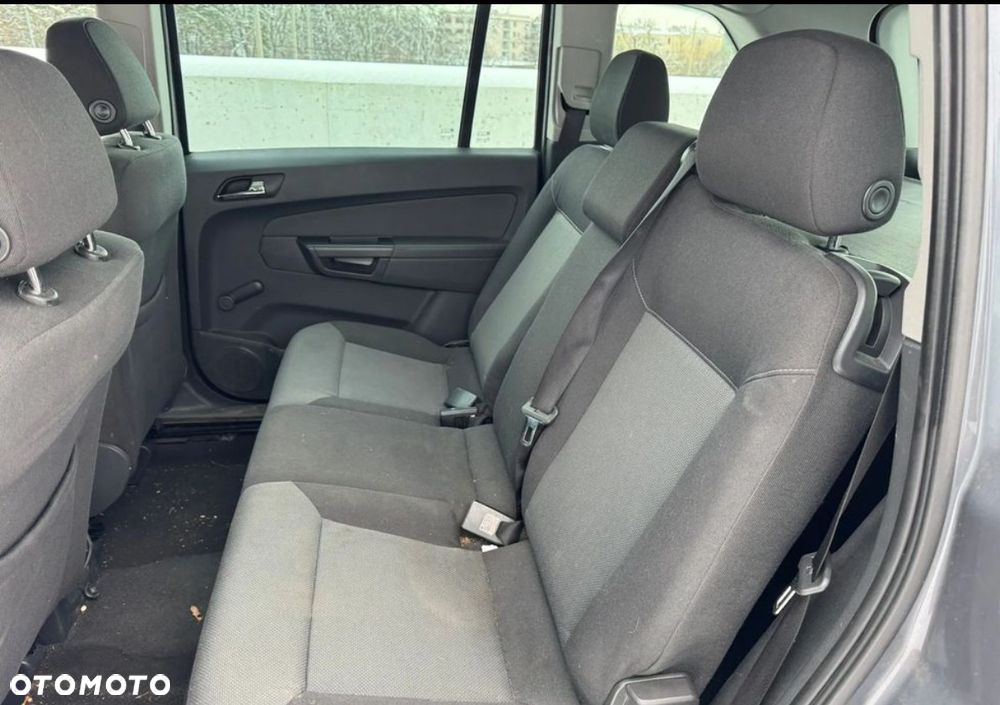 Opel Zafira 2.2 Enjoy - 8