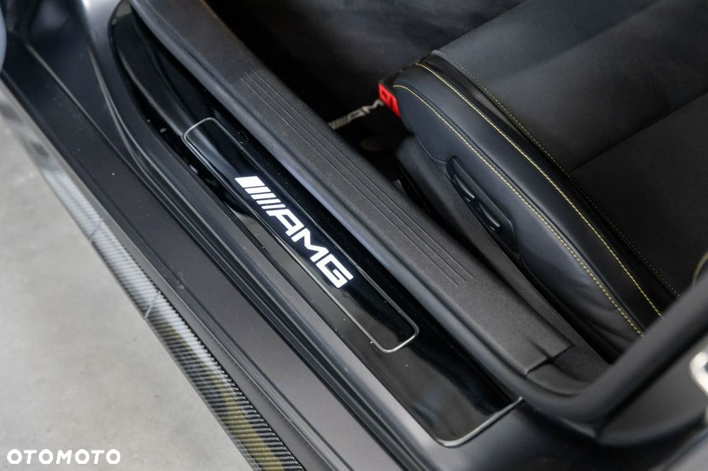 Mercedes-Benz AMG GT R - 38