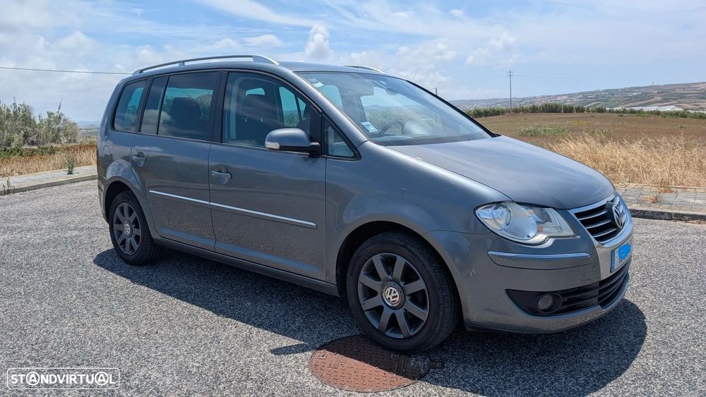 VW Touran 1.9 TDi Trendline 7L - 1