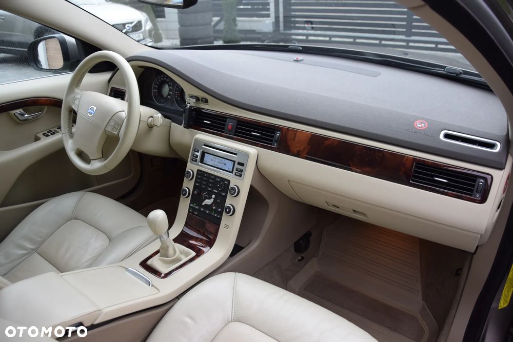 Volvo S80 2.5T Momentum - 26