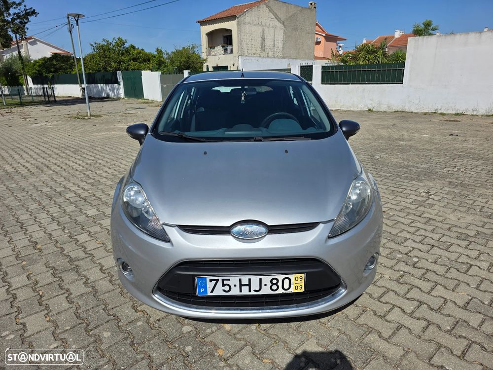 Ford Fiesta 1.25 Techno - 34