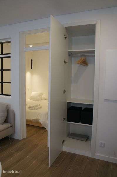 Apartamento T1+1,  totalmente renovado e mobilado no Príncipe Real. - Grande imagem: 4/12