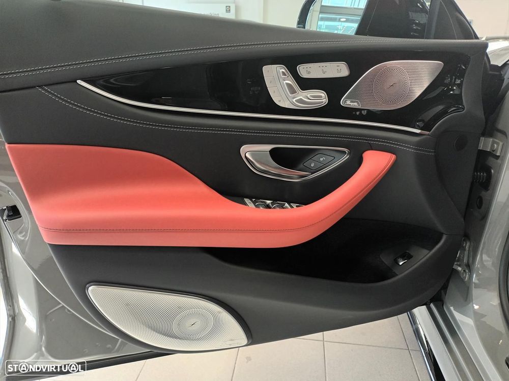 Mercedes-Benz AMG GT 53 4Matic+ - 12