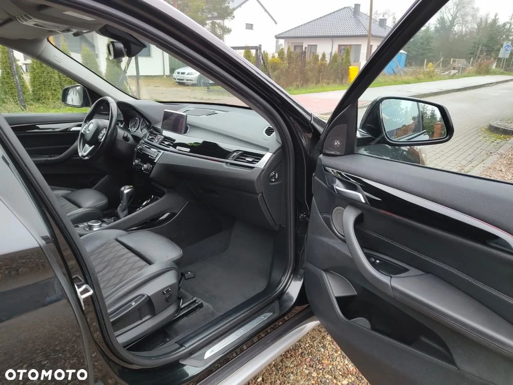 BMW X1 xDrive25d Sport Line - 6