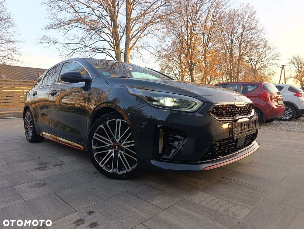 Kia ProCeed 1.6 T-GDI GT DCT - 1