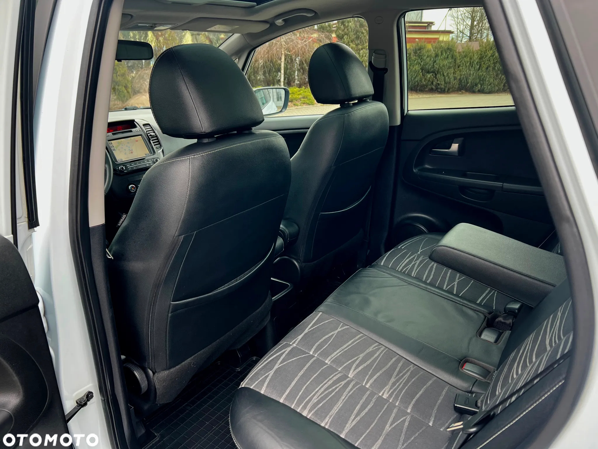 Kia Venga 1.4 CRDi XL - 14