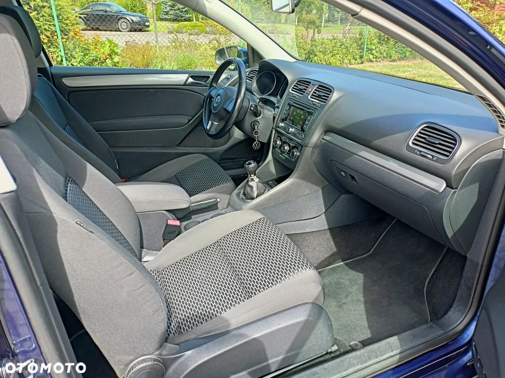 Volkswagen Golf 2.0 TDI Comfortline - 23