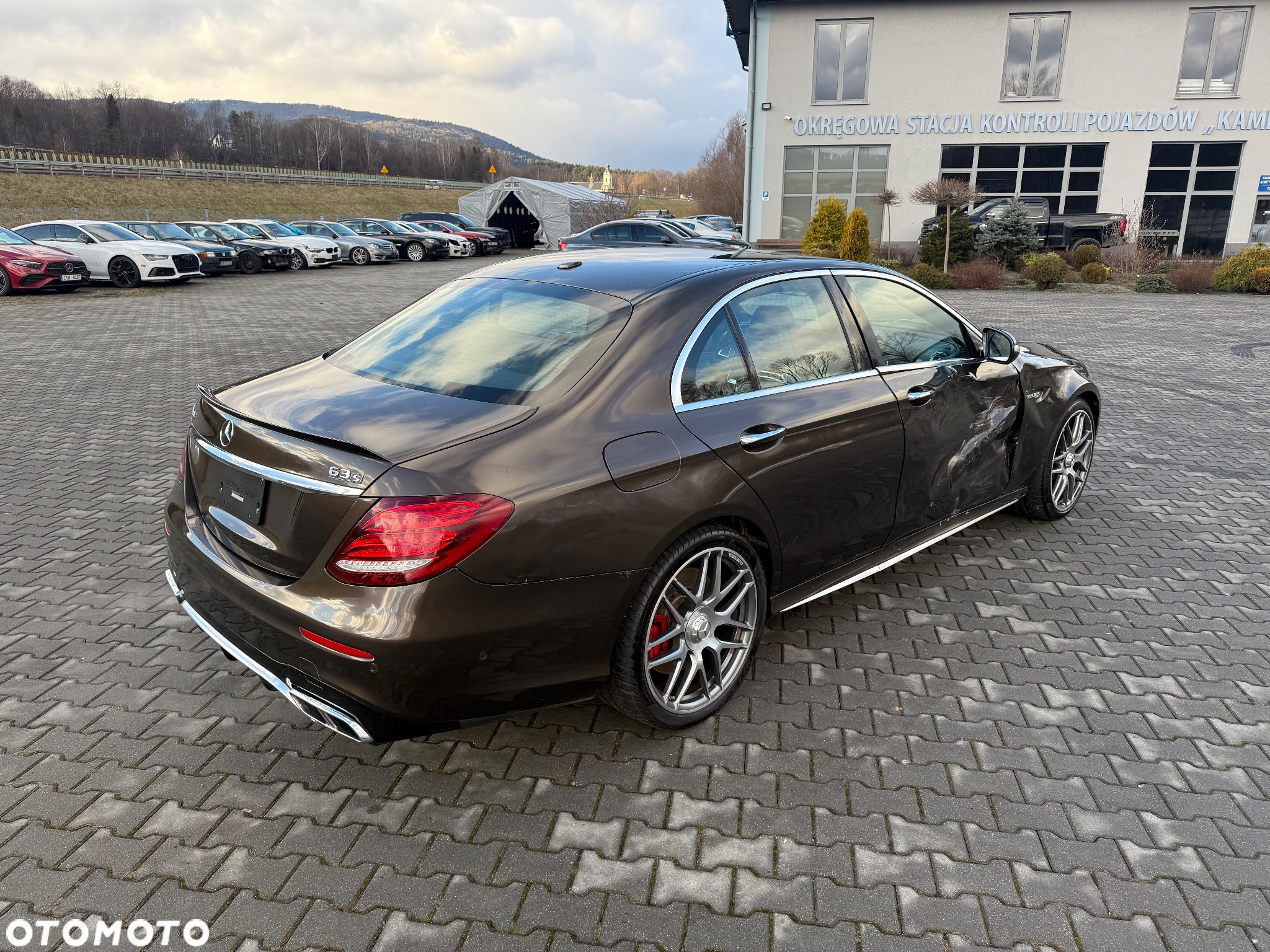 Mercedes-Benz Klasa E AMG 63 S 4-Matic+ - 3
