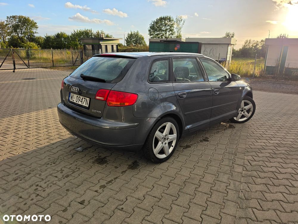 Audi A3 Sportback 2.0 TDI DPF (DSG) S tronic Ambition - 5