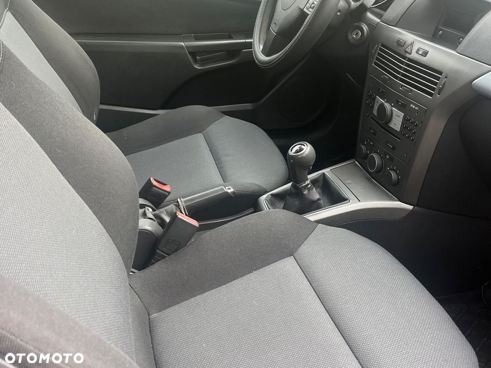 Opel Astra 1.4 Enjoy - 23