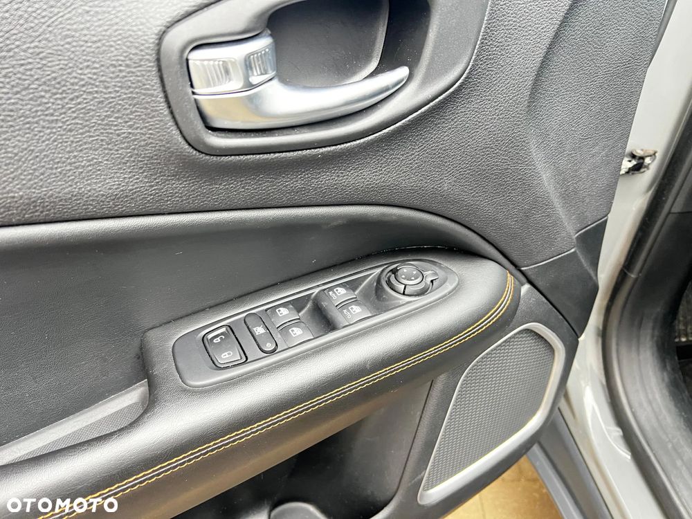 Jeep Compass 2.4I 4x4 CVT Limited - 33