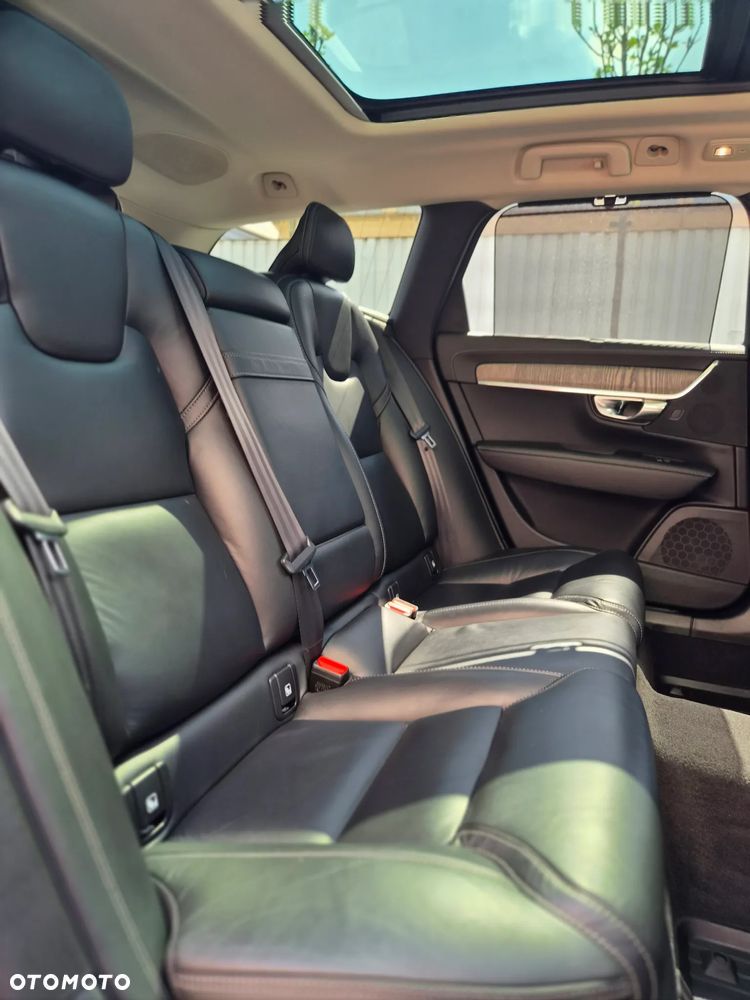 Volvo V90 Cross Country D5 SCR AWD Momentum Pro - 15