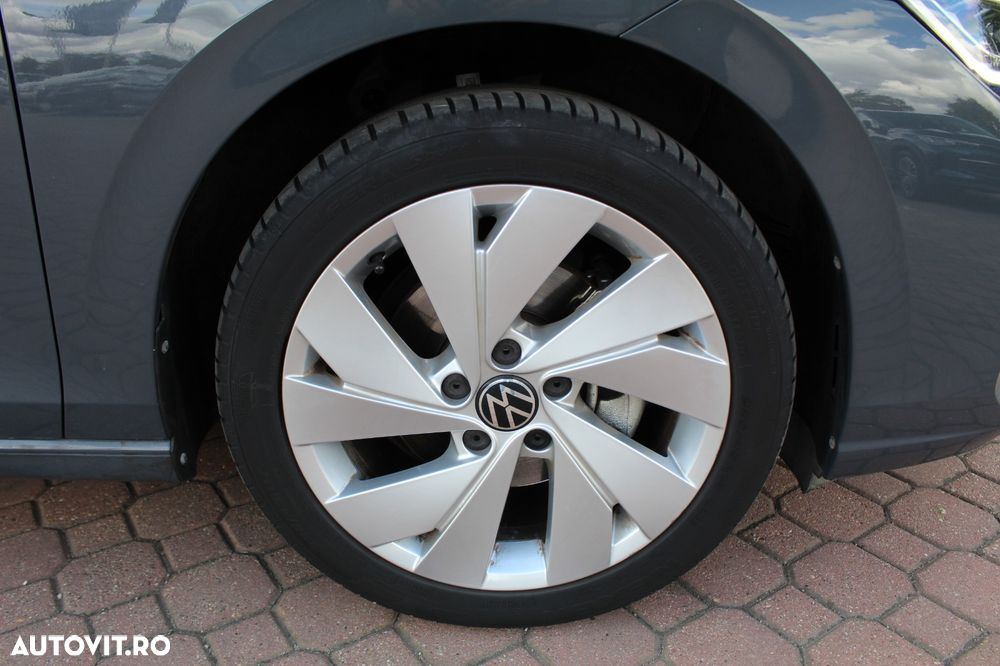 Volkswagen Golf - 18