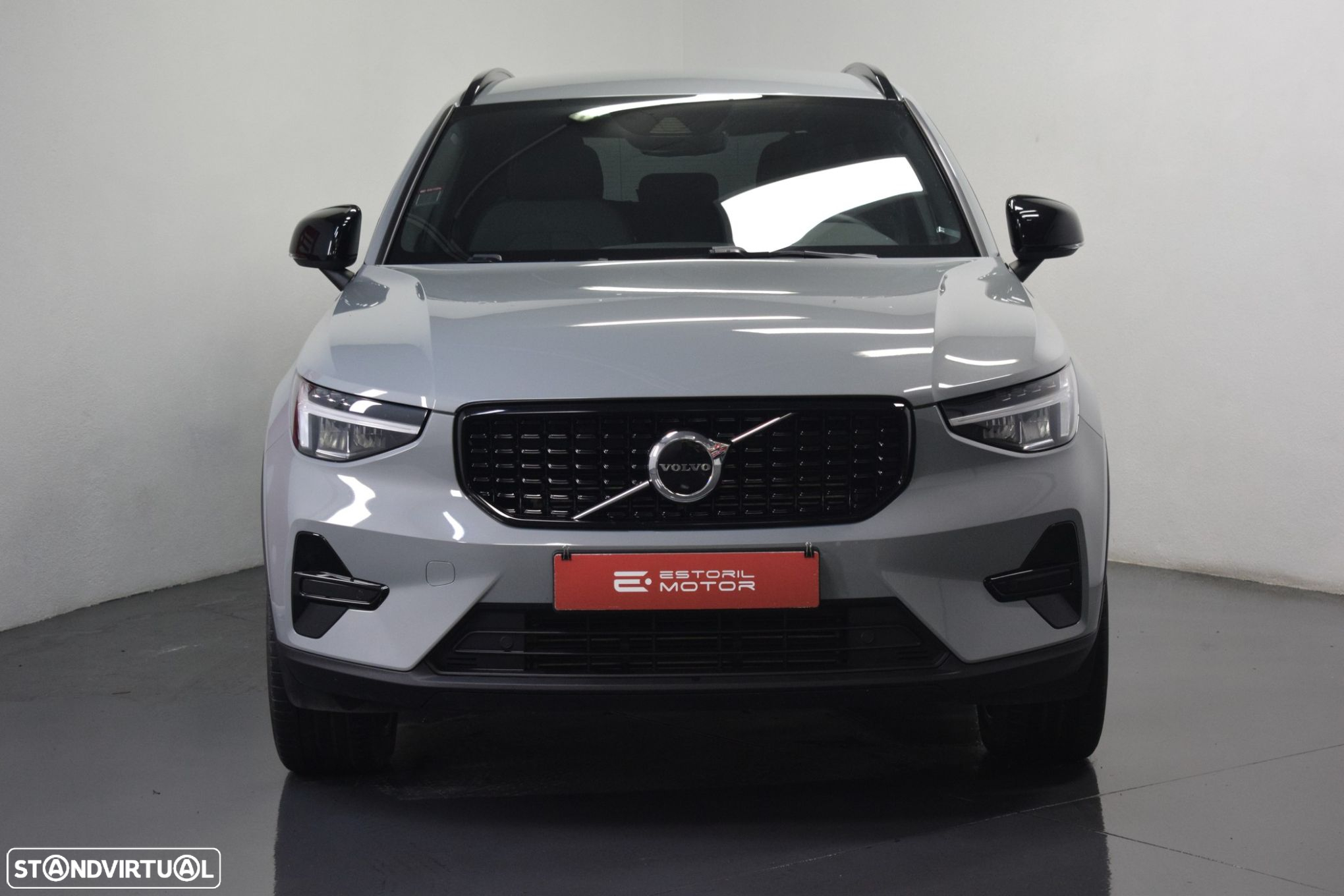 Volvo XC 40 1.5 T4 PHEV Plus Dark - 2