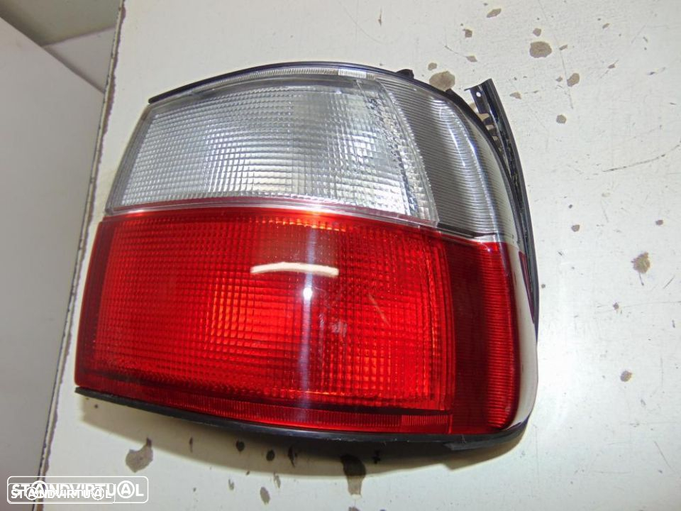 Datsun 1200 farolins - 6