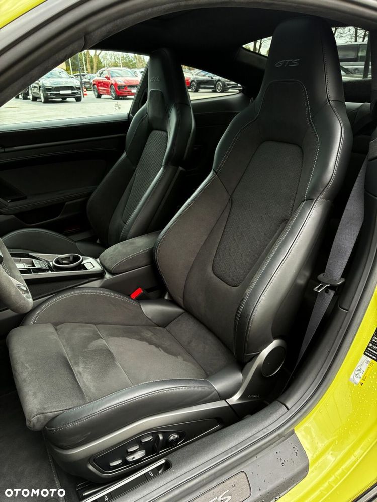 Porsche 911 - 18
