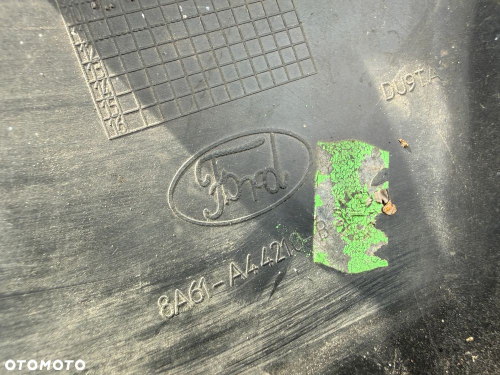 Spoiler lotka klapy bagażnika Ford Fiesta MK7 8A61-A44210-B - 3