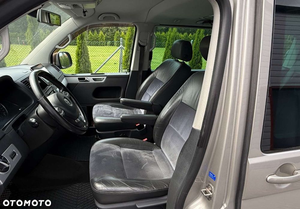 Volkswagen Multivan - 14