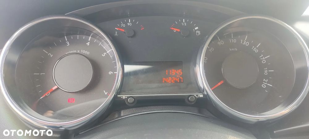 Peugeot 3008 1.6 THP Style - 14