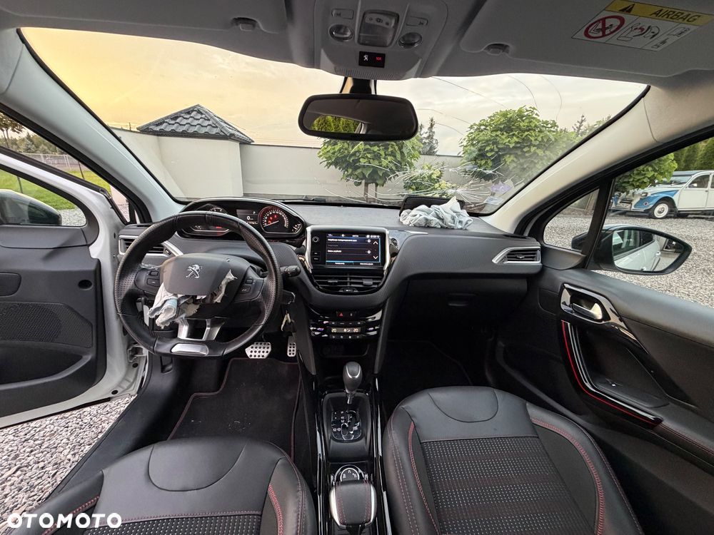 Peugeot 2008 PureTech 110 Stop&Start EAT6 GT-Line Edition - 7