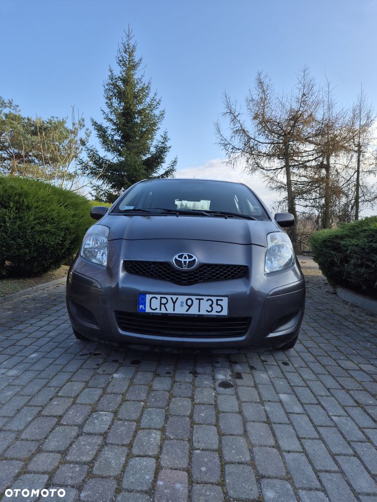 Toyota Yaris - 11