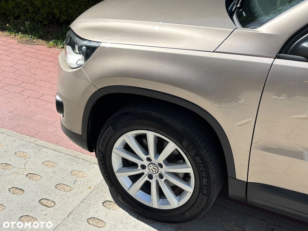 Volkswagen Tiguan - 4