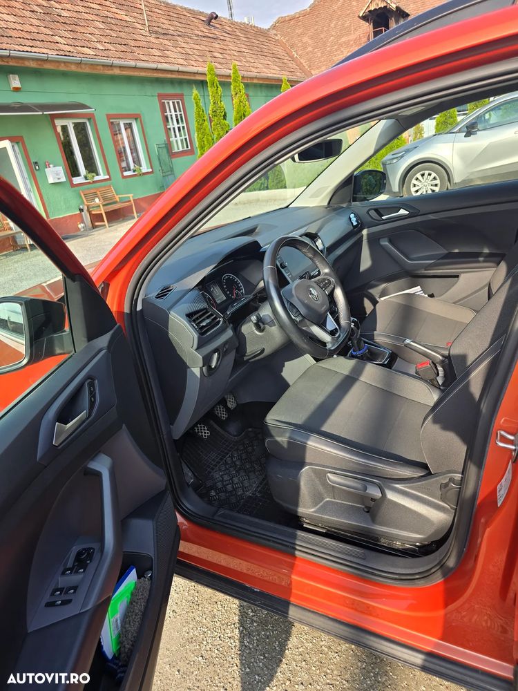 Volkswagen T-Cross - 8