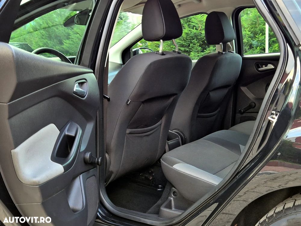 Ford Focus - 7