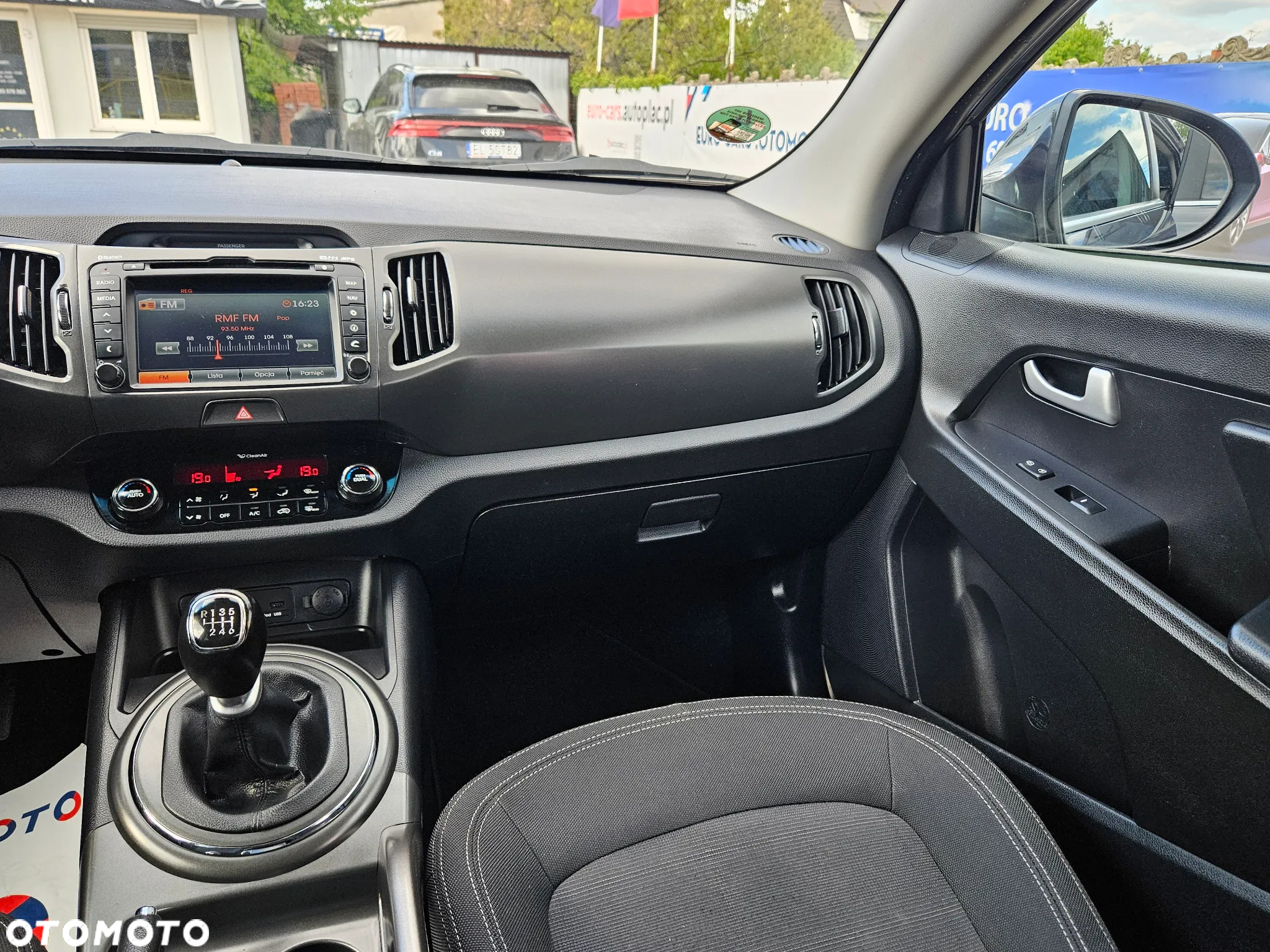 Kia Sportage 1.6 GDI Business Line M 2WD - 24