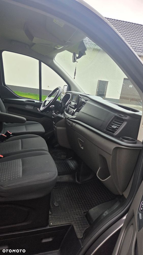 Ford Transit Custom - 8