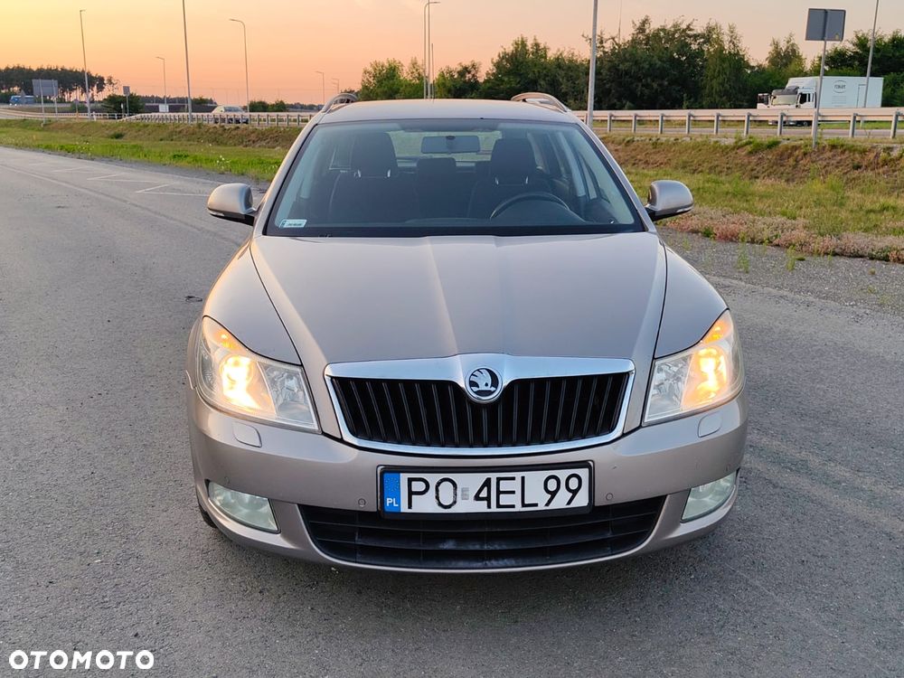 Skoda Octavia 1.8 TSI Ambiente - 7