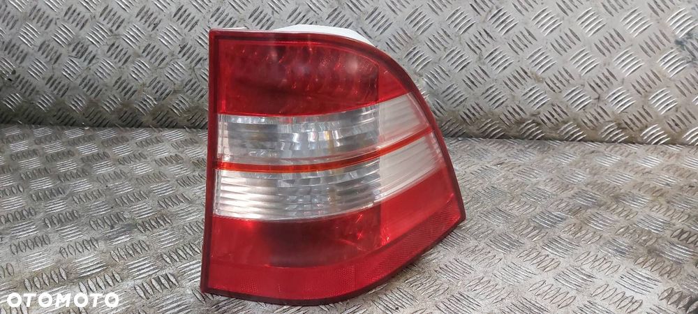 LAMPA PRAWY TYŁ MERCEDES ML I W163 EAGLE EYES LED LIFT - 1