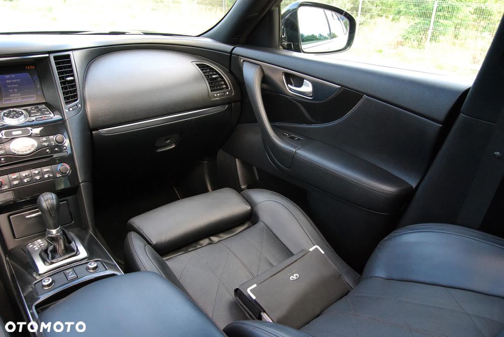 Infiniti FX FX30d S Premium - 33
