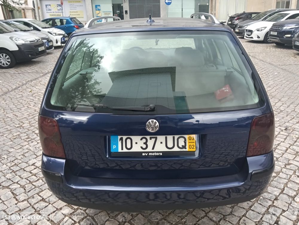 VW Passat Variant 1.6 Confortline - 11