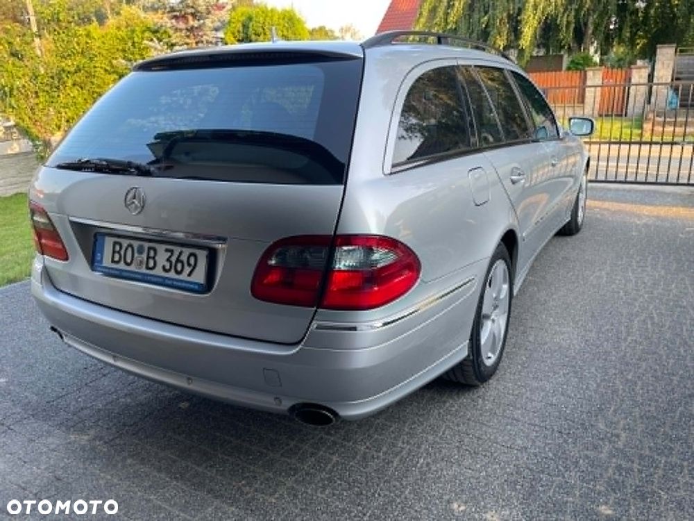 Mercedes-Benz Klasa E 220 CDI Automatik Avantgarde - 31
