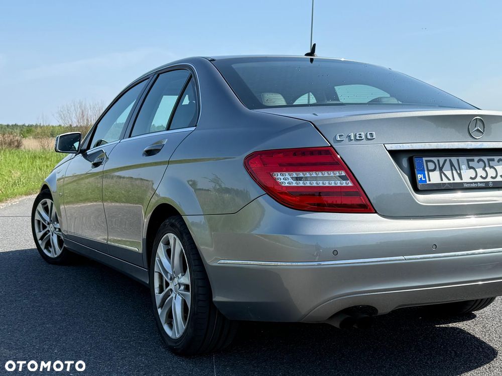 Mercedes-Benz Klasa C 180 CGI BlueEff Classic - 2