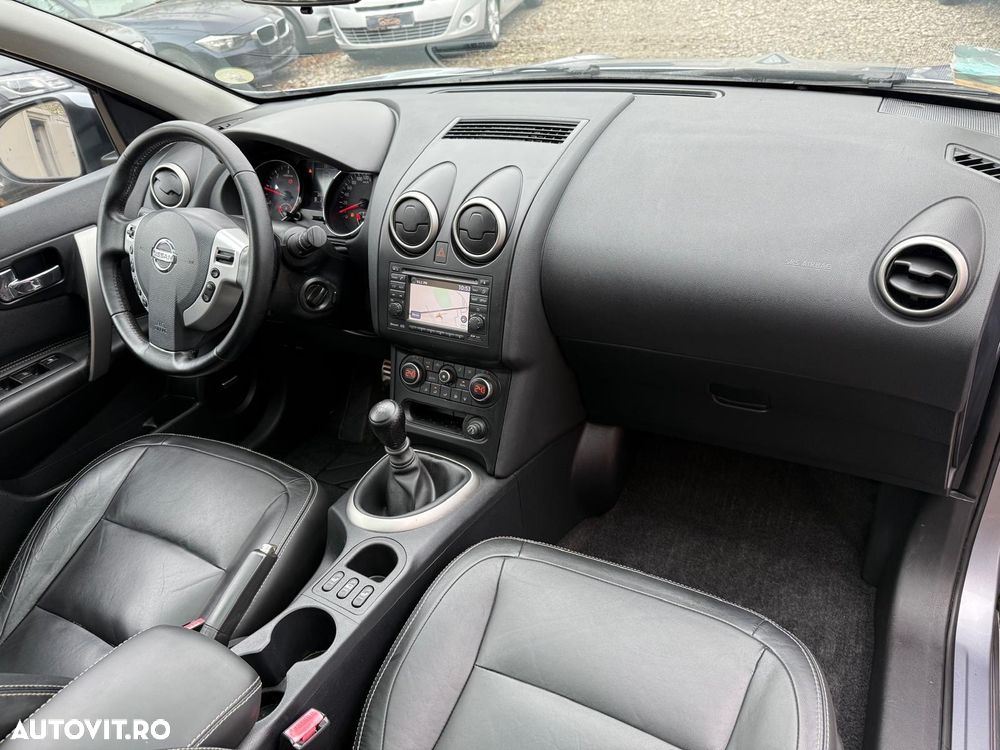 Nissan Qashqai+2 - 26